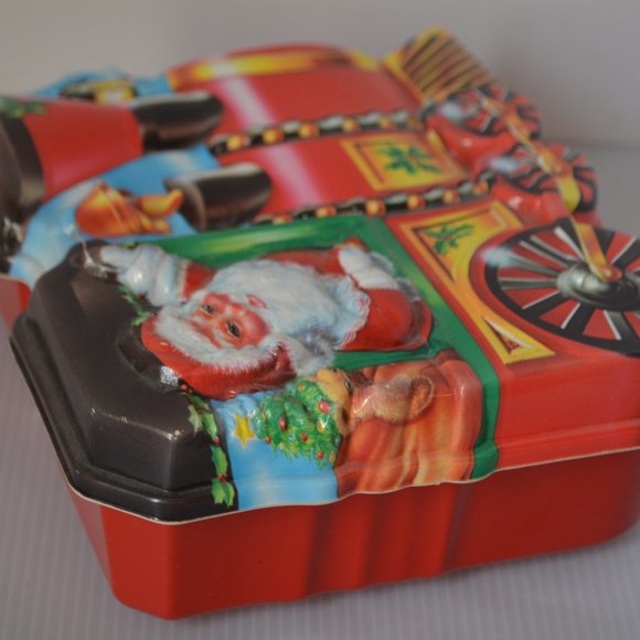 Vintage Ullman Plastic Christmas Santa Train Cookie Container Box 9” x 8” x 3.5” - Picture 3 of 8